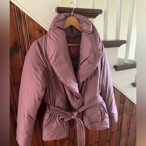 NWOT Bernardo Love Puff Jacket size M